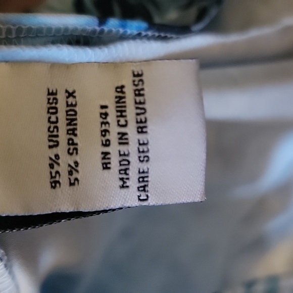 Womens Ruffle Dress - Picture 3 of 4